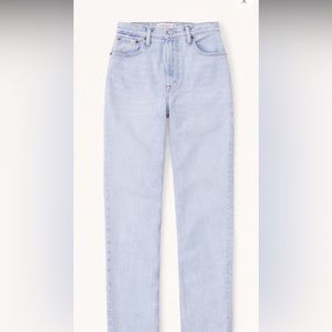 Abercrombie & Fitch Curve Love Ultra High Rise 90s Straight Jean